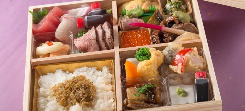 割烹六つ葵「法要弁当」